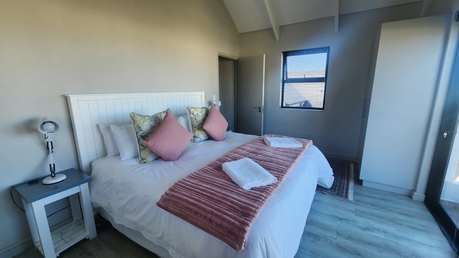 4 Bedroom Property for Sale in Westcliff Western Cape